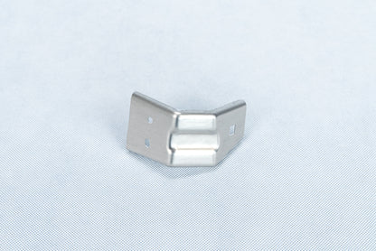 Right front door accessory assembly device